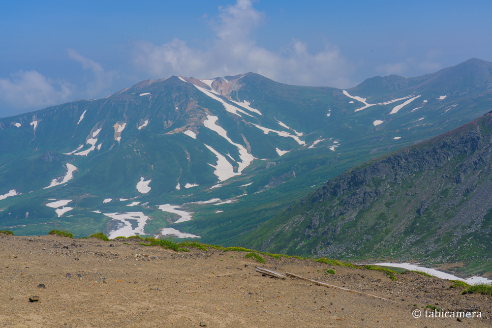 旭岳山頂からの景色7月
