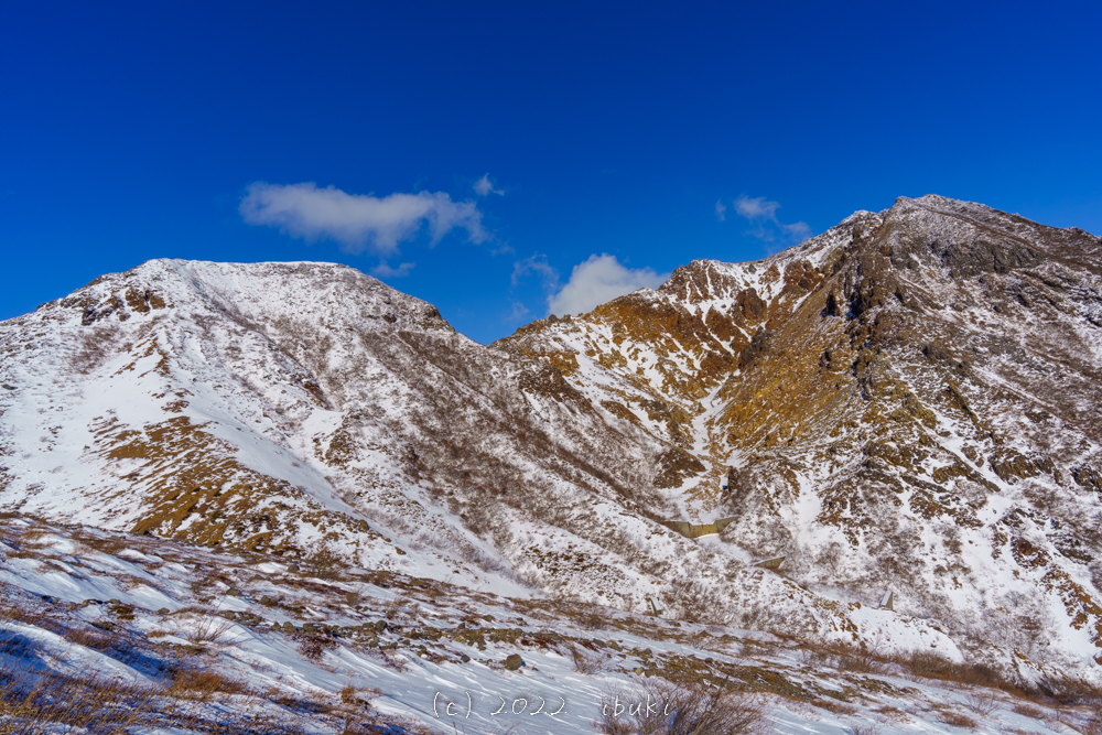 初冬の那須岳登山