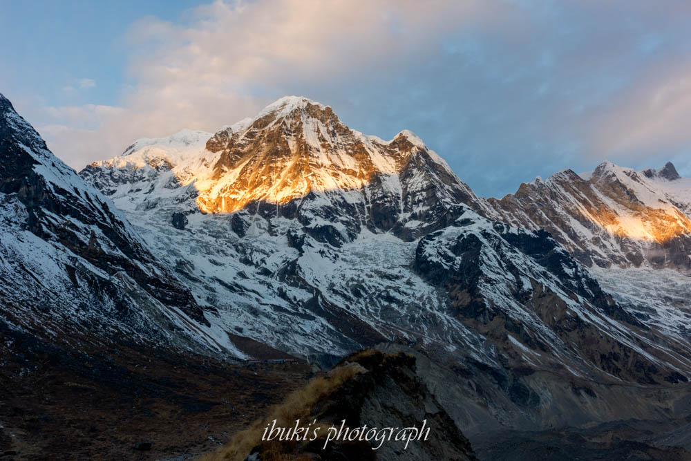 ABCトレッキング　アンナプルナサウスの夜明け